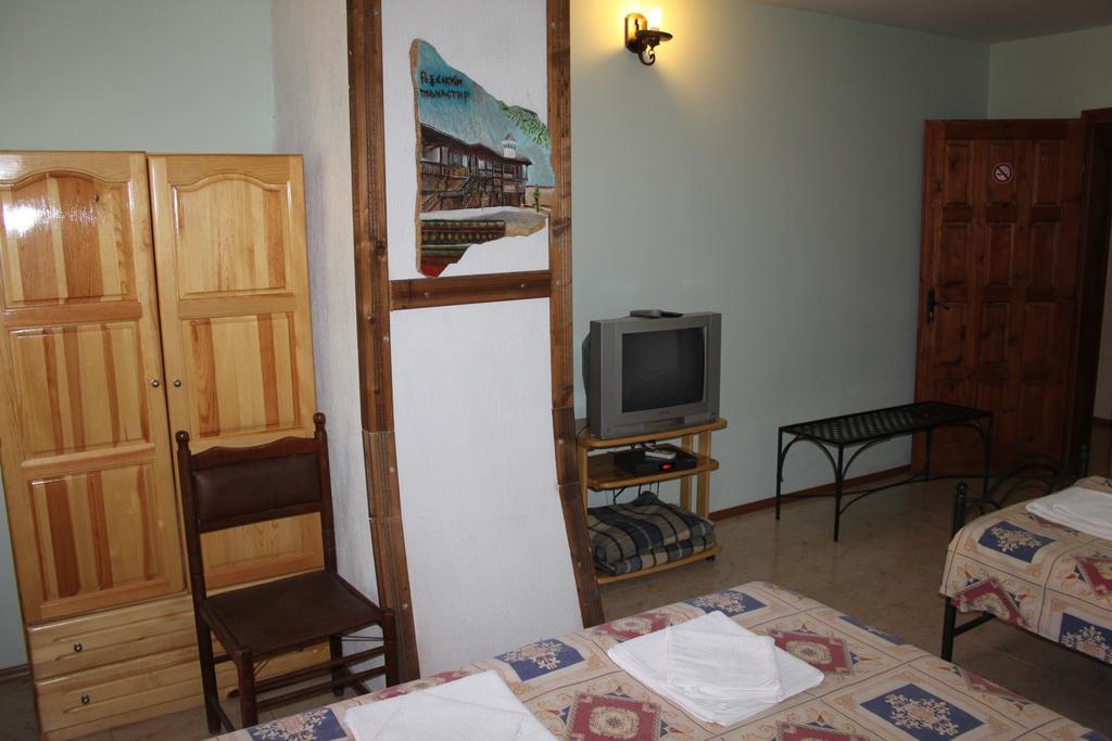 סנדנסקי Guest House Chinarite חדר תמונה