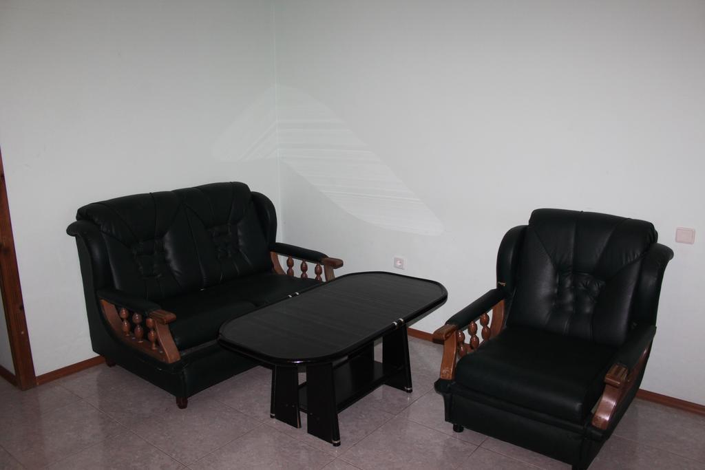 סנדנסקי Guest House Chinarite חדר תמונה
