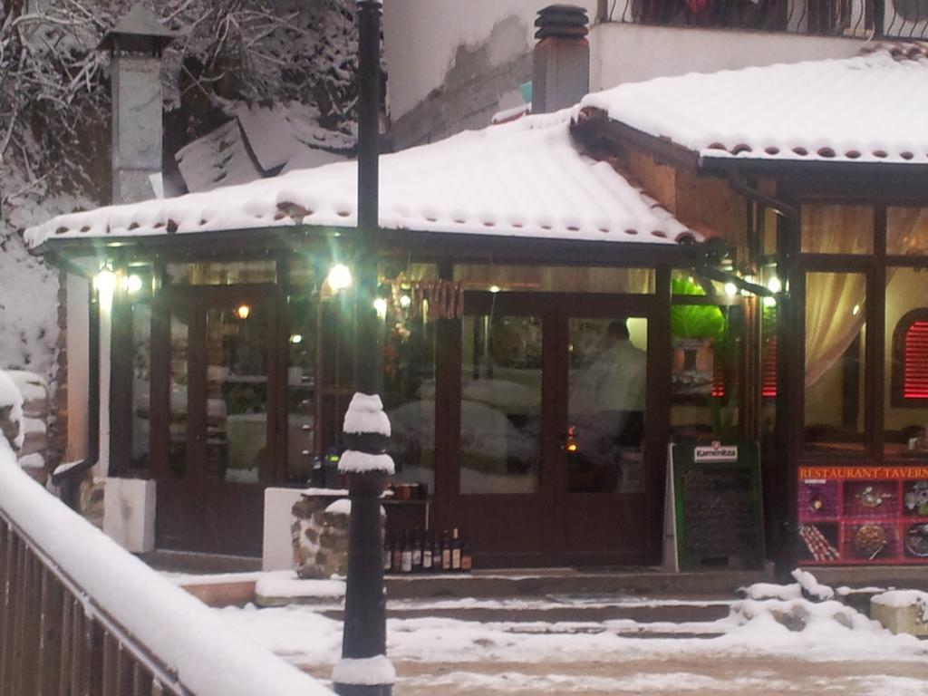 סנדנסקי Guest House Chinarite מראה חיצוני תמונה